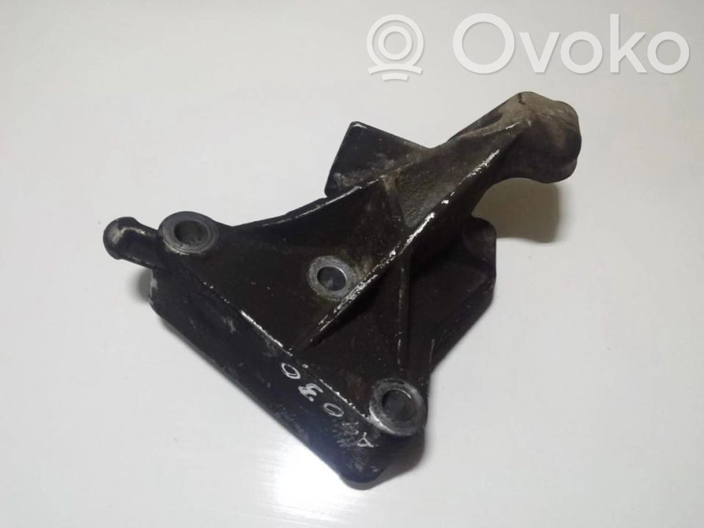 Opel Vectra B Support, suspension du moteur