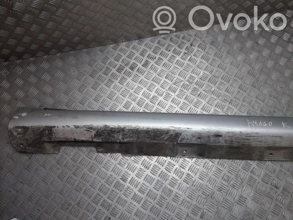 Toyota Corolla Verso AR10 Sottoporta 