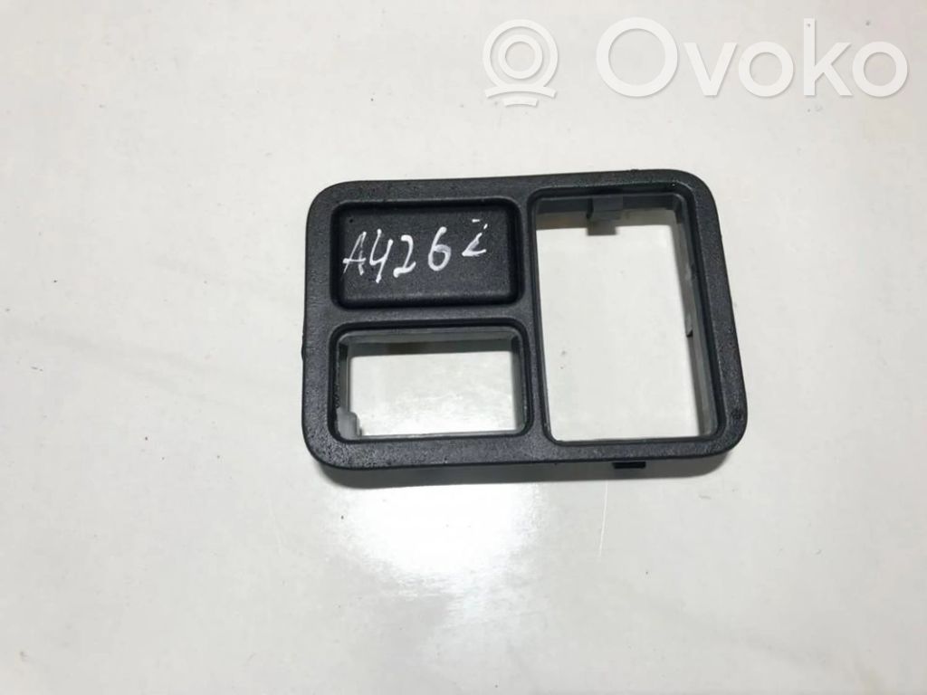 Nissan Almera N16 Altra parte interiore 