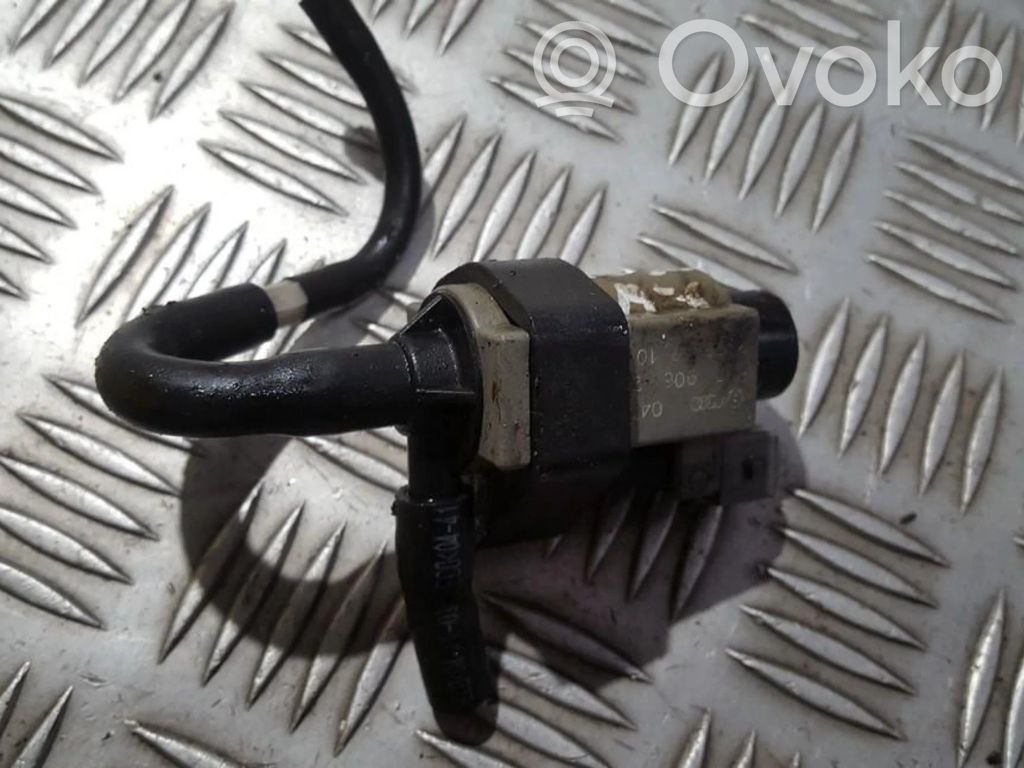 Audi A8 S8 D3 4E Solenoidinis vožtuvas 