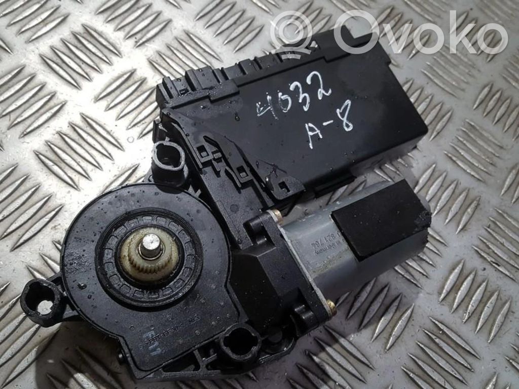 Audi A8 S8 D3 4E Motorino alzacristalli della portiera anteriore 