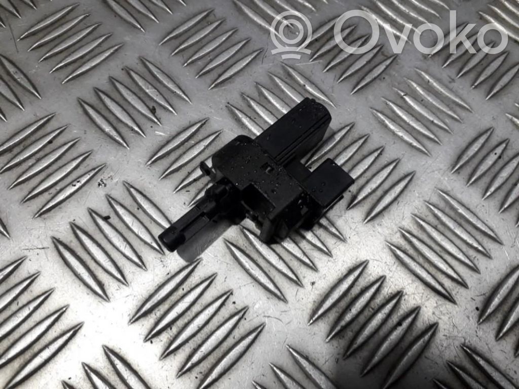 Interruptor sensor del pedal de freno   4M5T7C534AA,4M5T7C534AA,4M5T7C534AA,4M5T7C534AA
