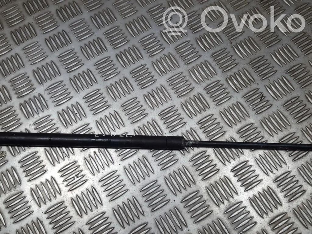 Nissan Almera N16 Ammortizzatore portellone posteriore/bagagliaio