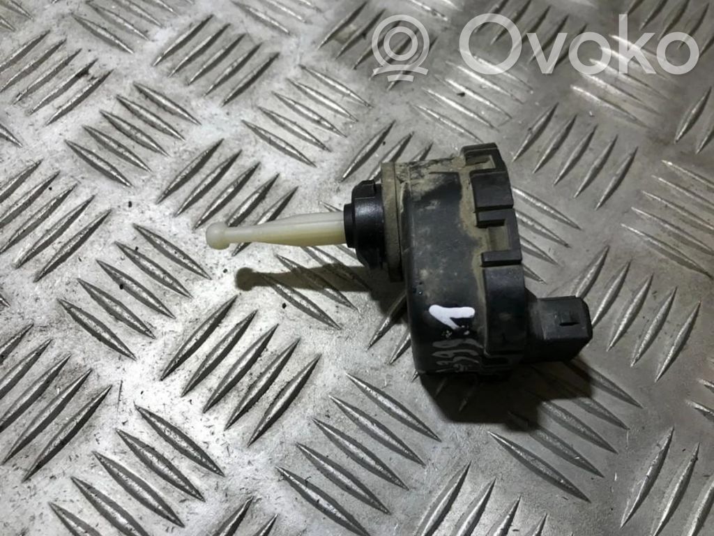 Motor reglare nivel far   0307852315,4D0941295,0307852315,4D0941295
