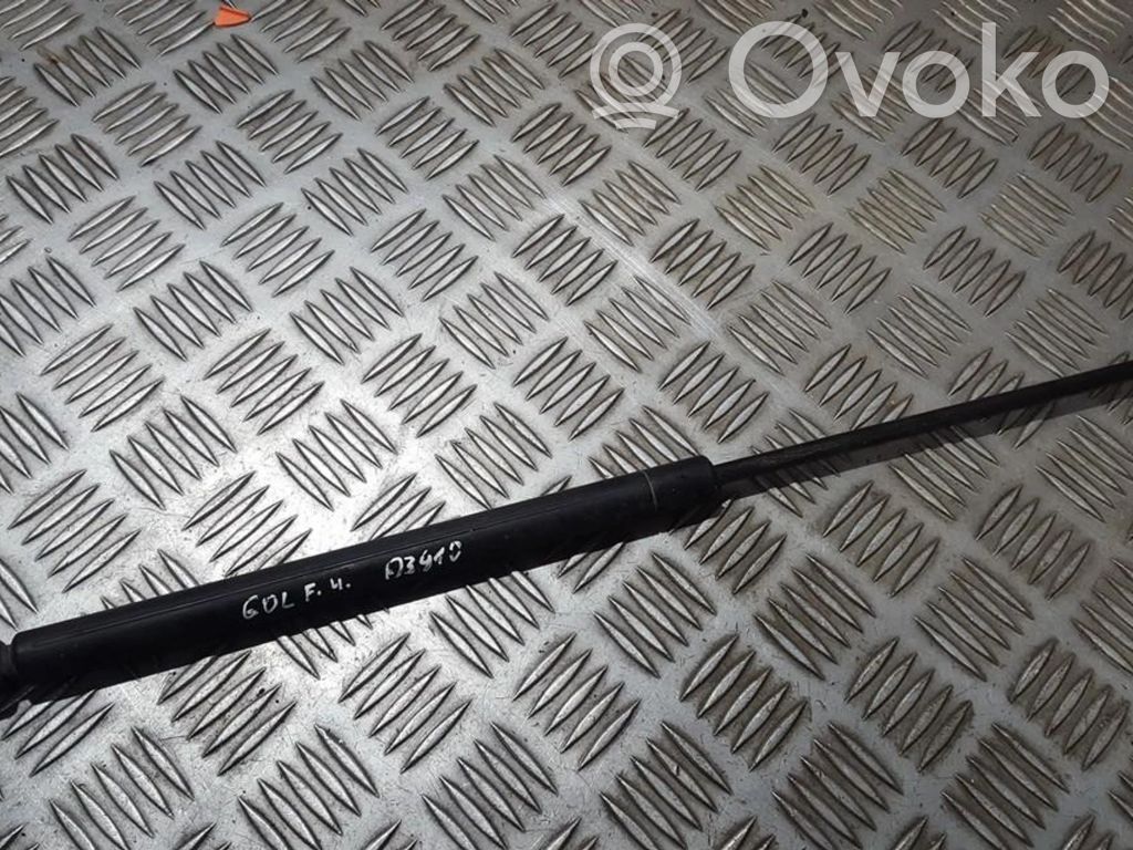 Volkswagen Golf IV Vérin de capot arrière