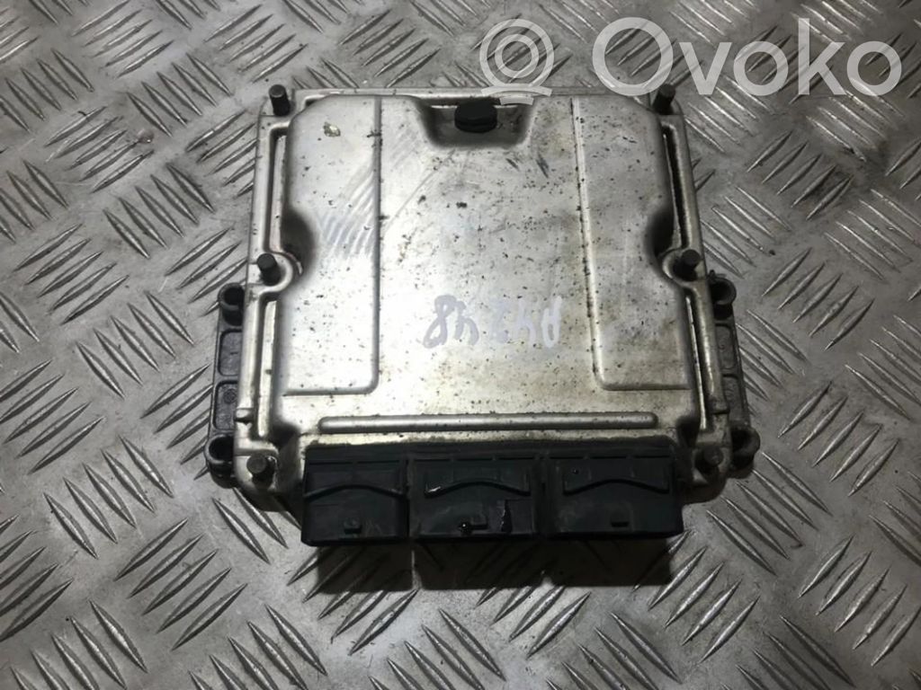 Unidad de control/módulo del motor   0281001999,HOM7700104407,020204,0281001999,1039S00171,11540161,28204,7700104407,8200232309,HOM7700104407
