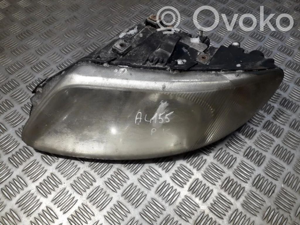 Chrysler Voyager Scheinwerfer 