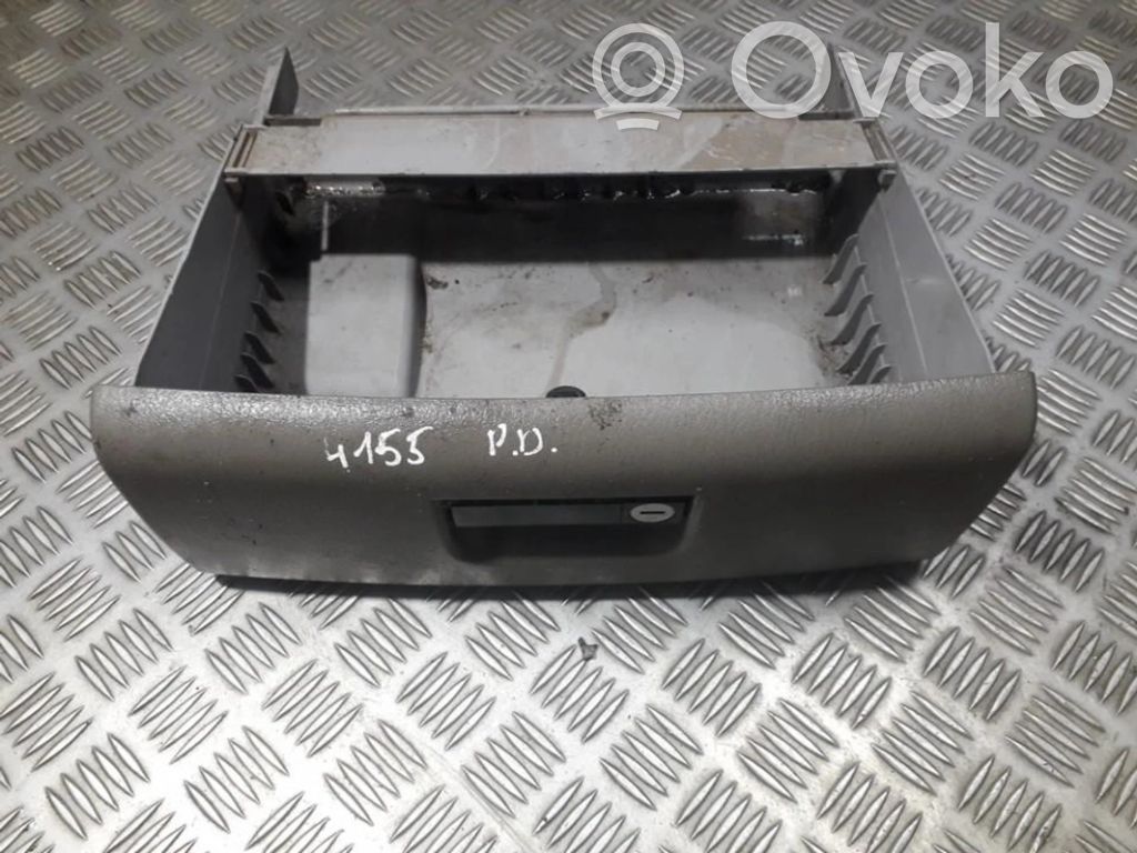 Chrysler Voyager Schowek deski rozdzielczej 