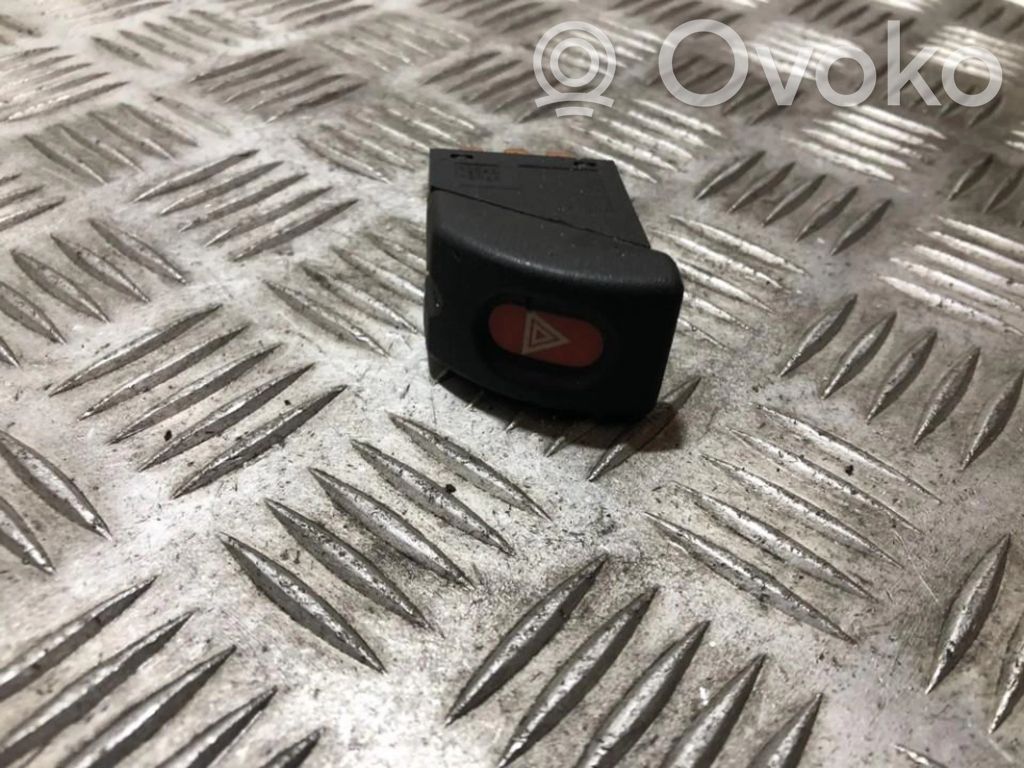 Opel Corsa B Hazard light switch 