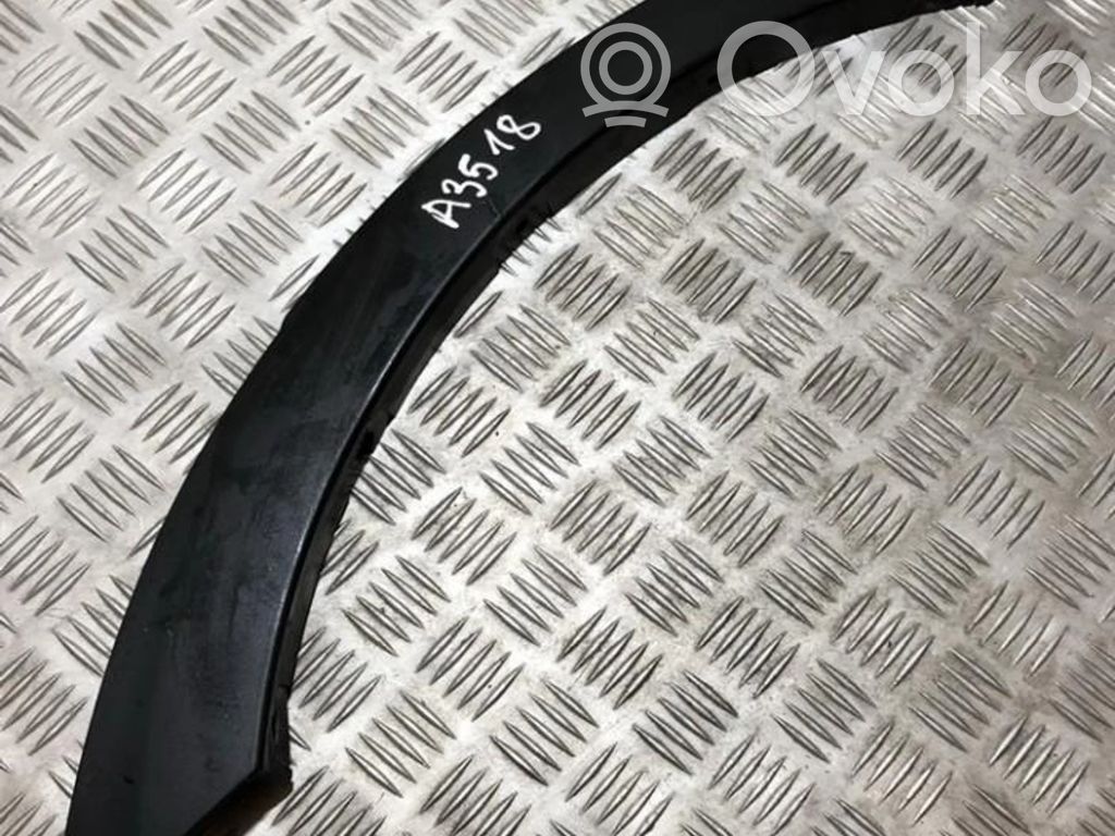 BMW X3 E83 Apărătoare aripă spate 