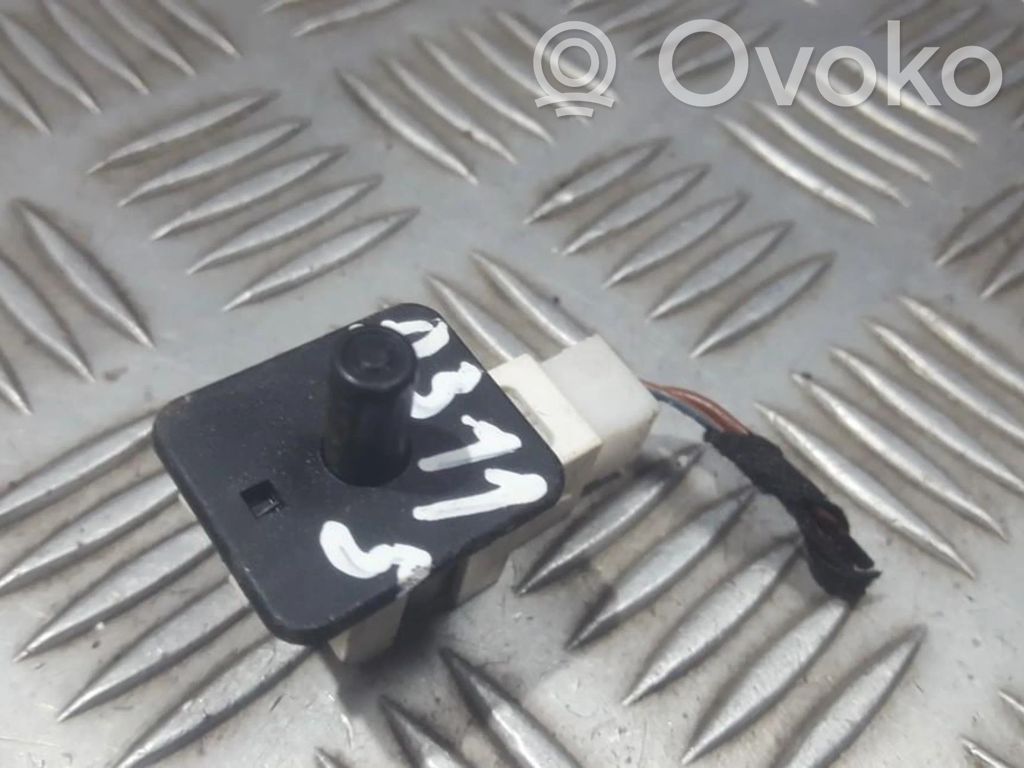 Mercedes-Benz E W211 Sensor Bremspedal 