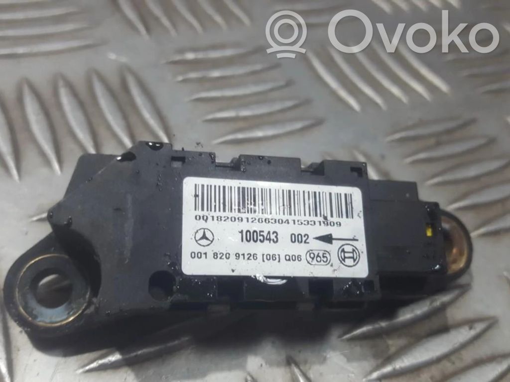 Mercedes-Benz E W211 Czujnik uderzenia Airbag 