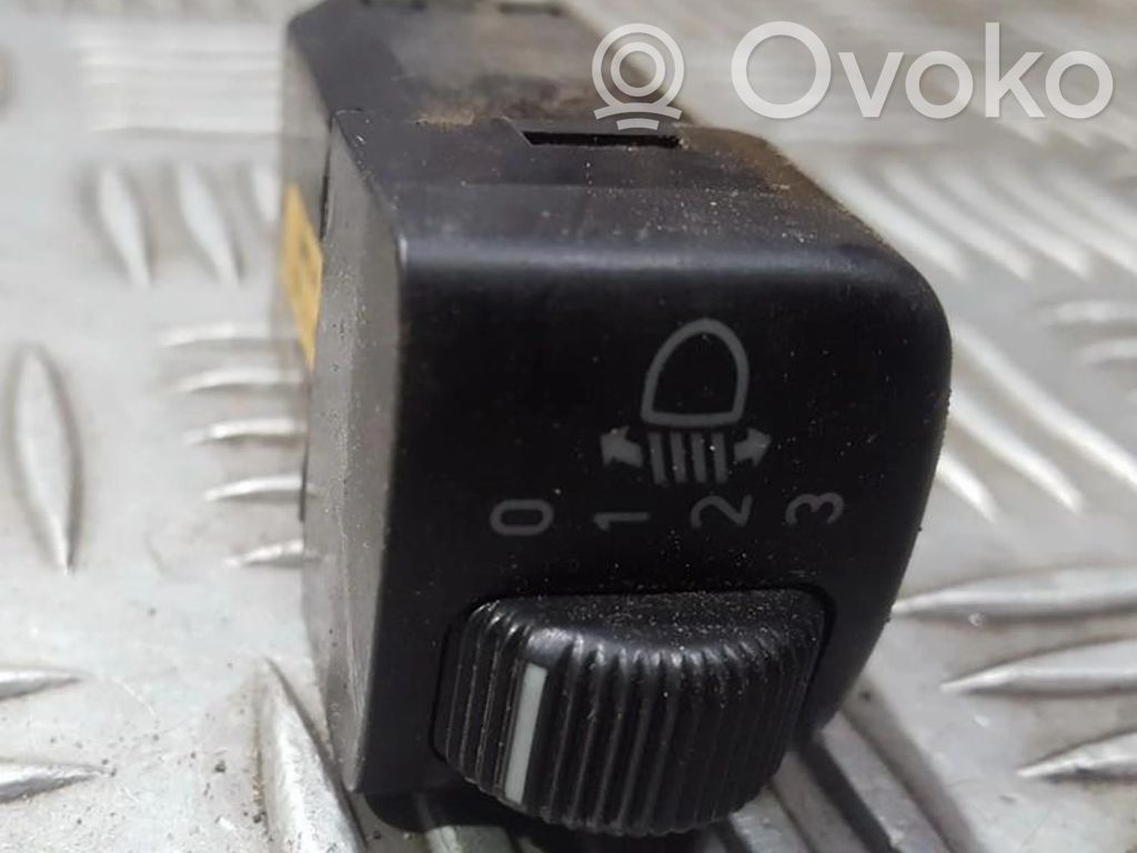 Saab 9-5 Comutator control nivel faruri 