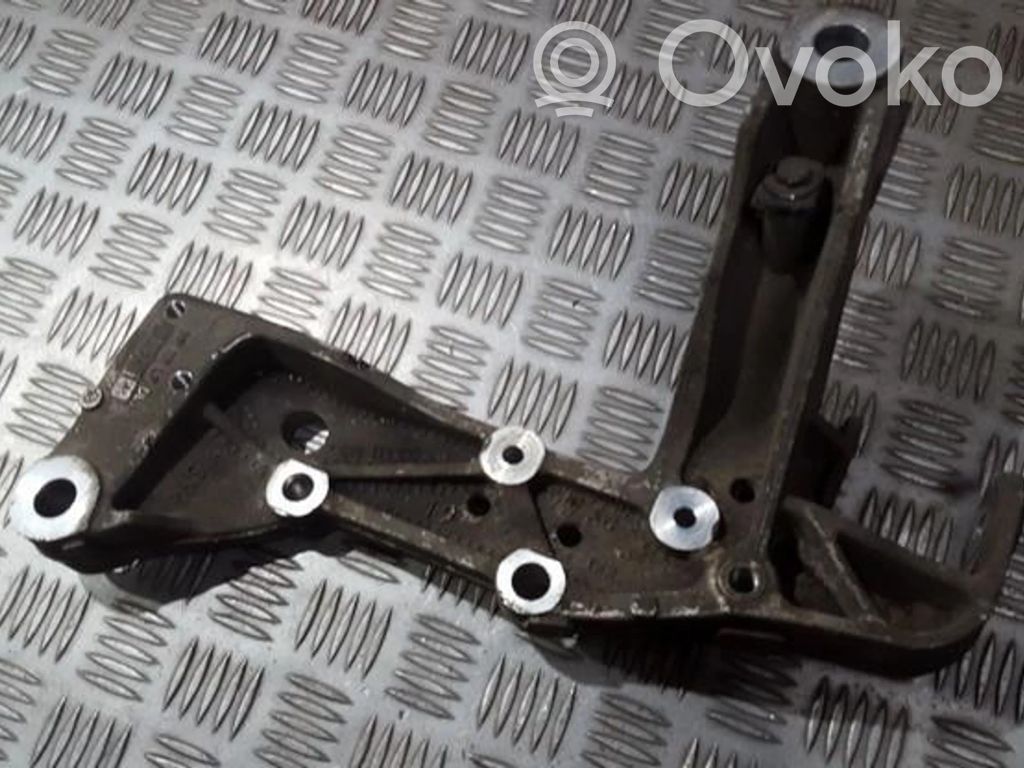 Querlenker Achsschenkel vorne   1K0199295E,1K0199295E
