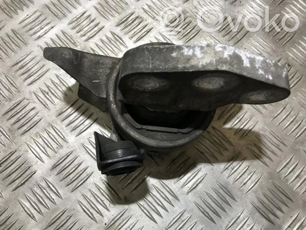 Opel Corsa D Engine mount bracket 