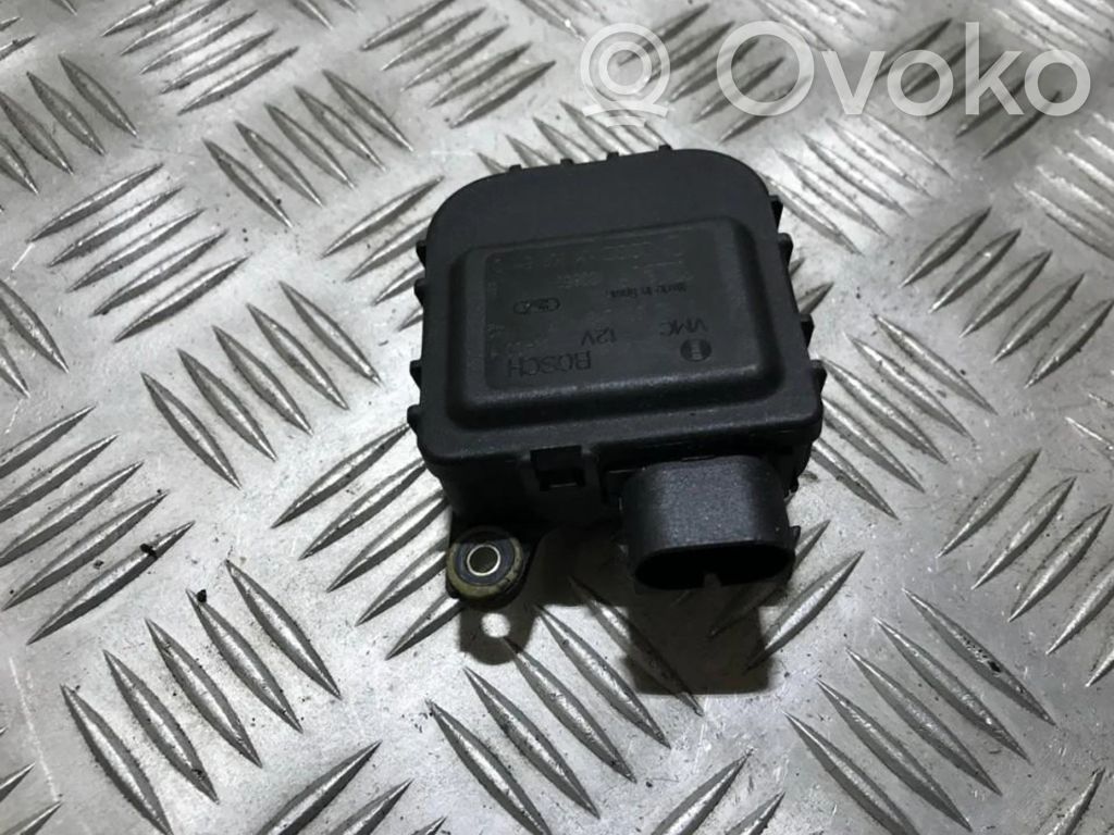 Volkswagen Golf IV Silniczek nagrzewnicy 