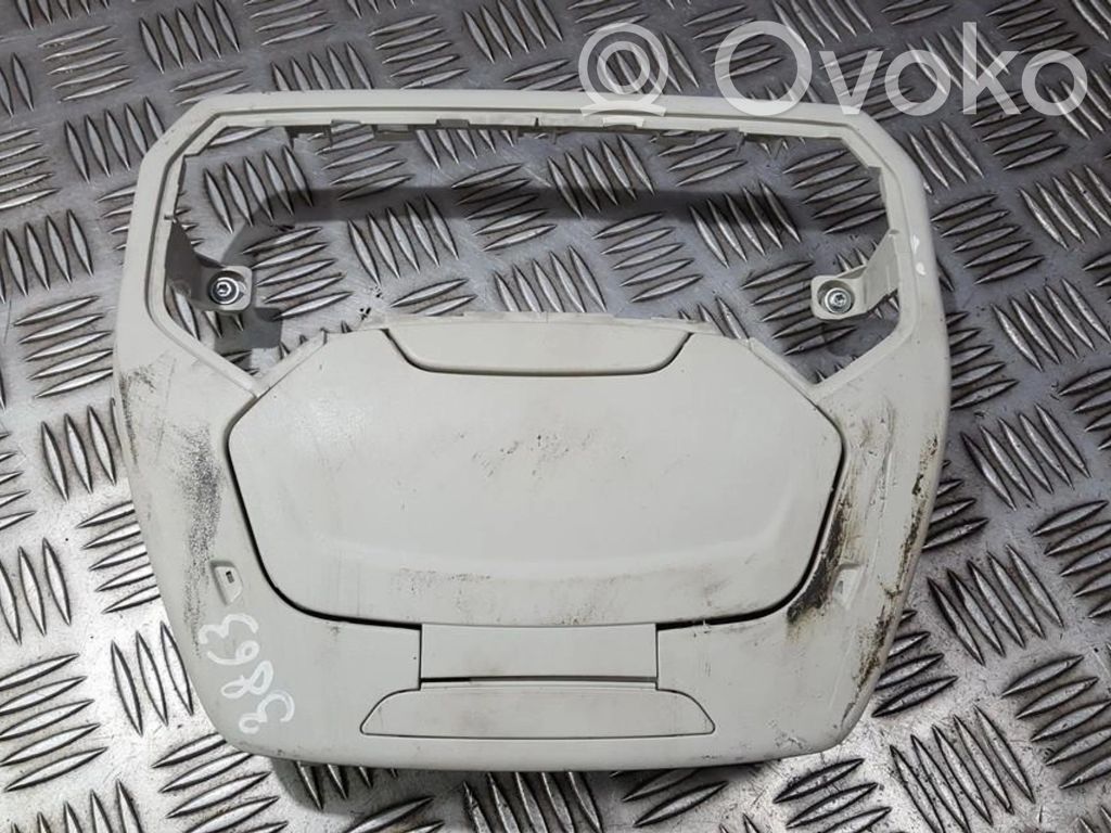 Ford Focus Kita salono detalė 