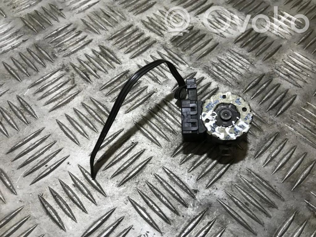 Motor/actuator clapetă aer   8363795,8363795