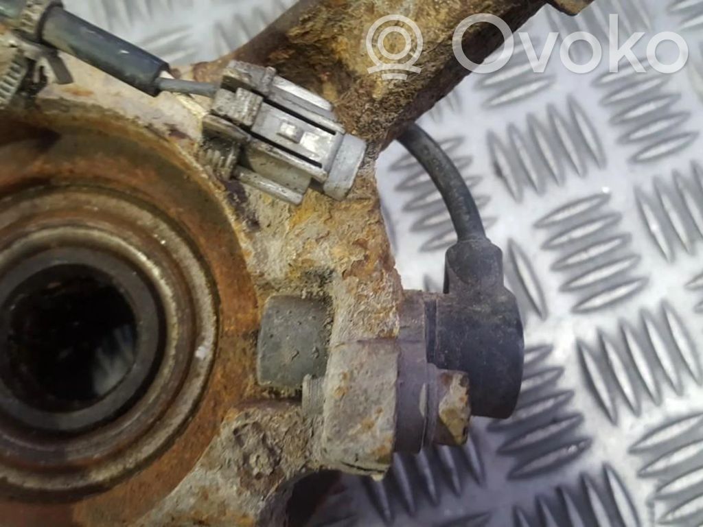 Nissan Almera Tino Czujnik prędkości obrotowej koła ABS 
