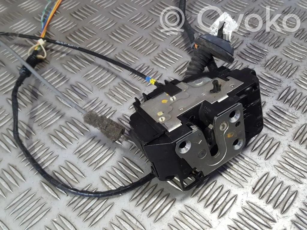 Nissan Note (E11) Încuietoare ușă față 
