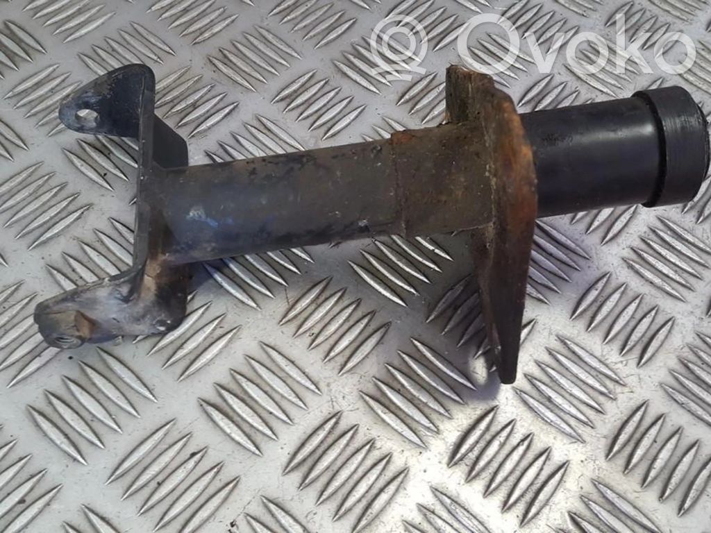 Volkswagen PASSAT B5 Staffa di rinforzo montaggio del paraurti anteriore 