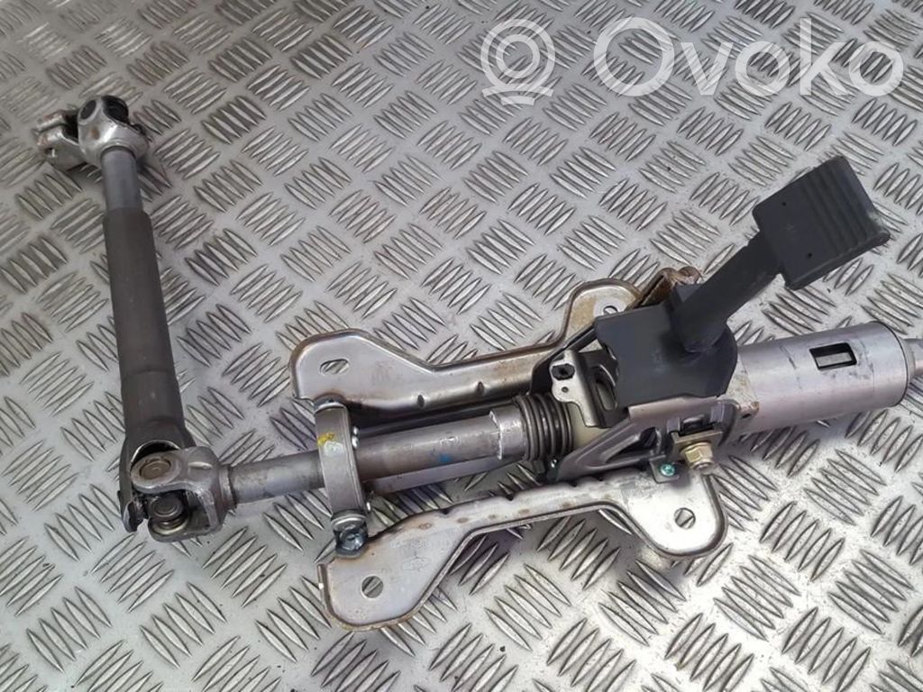 Mazda 2 Vairo rato ašis 