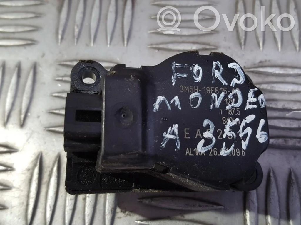 Ford Mondeo MK IV Moteur / actionneur de volet de climatisation