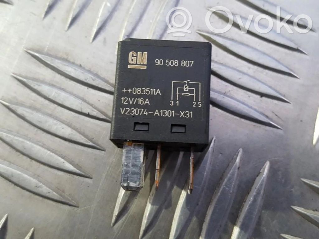 Saab 9-5 Muu rele 