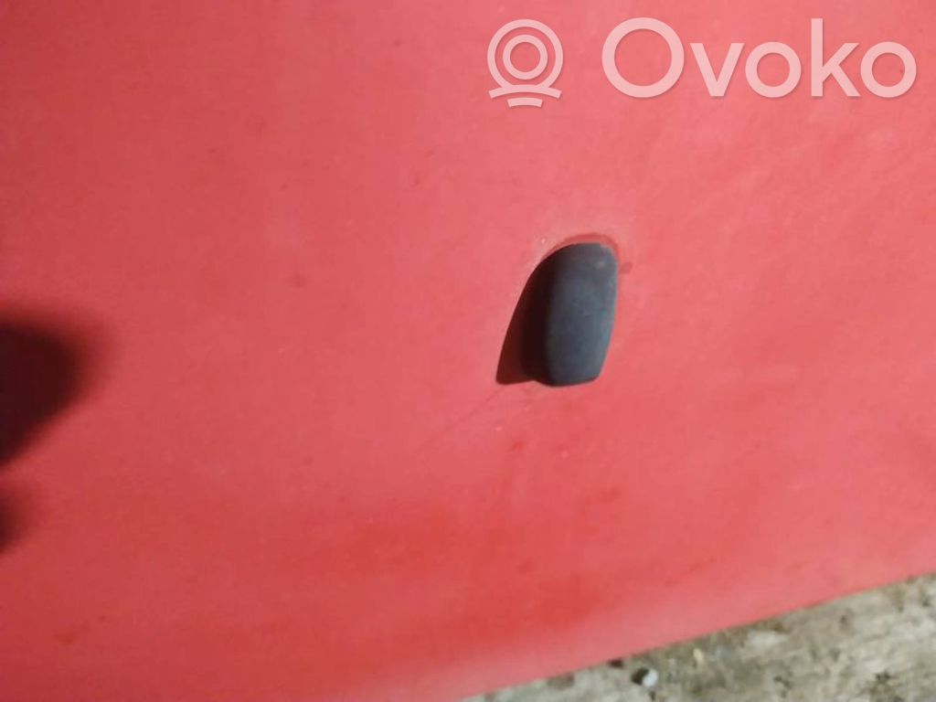 Windshield washer spray nozzle