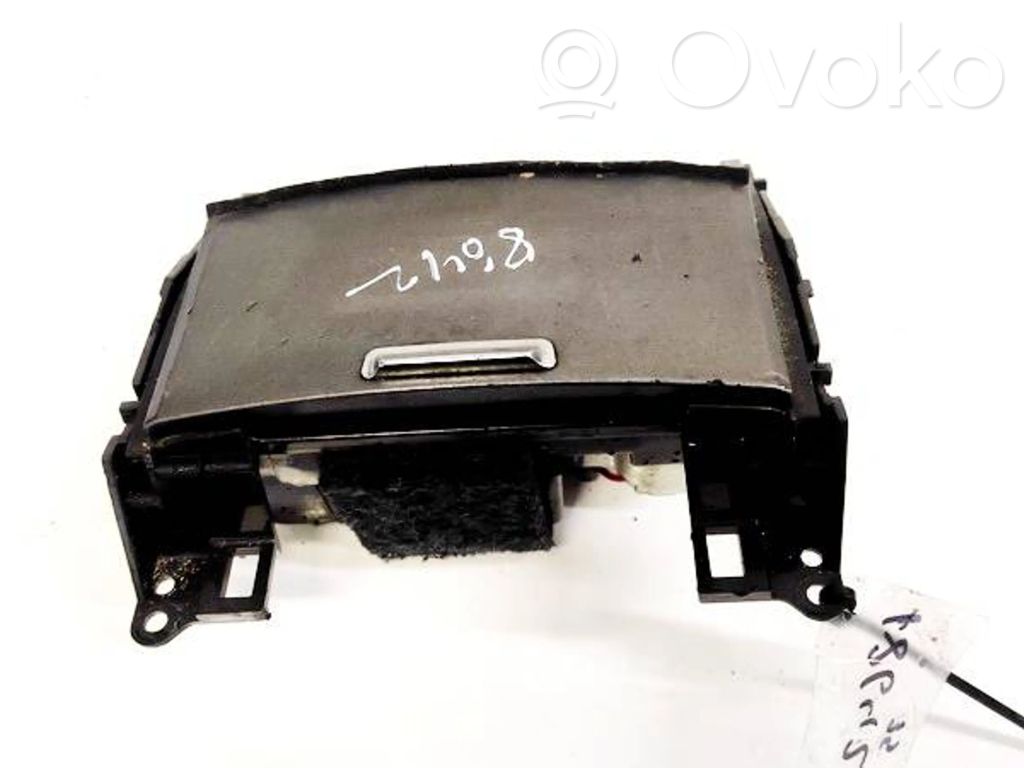 Lexus IS 220D-250-350 Posacenere auto