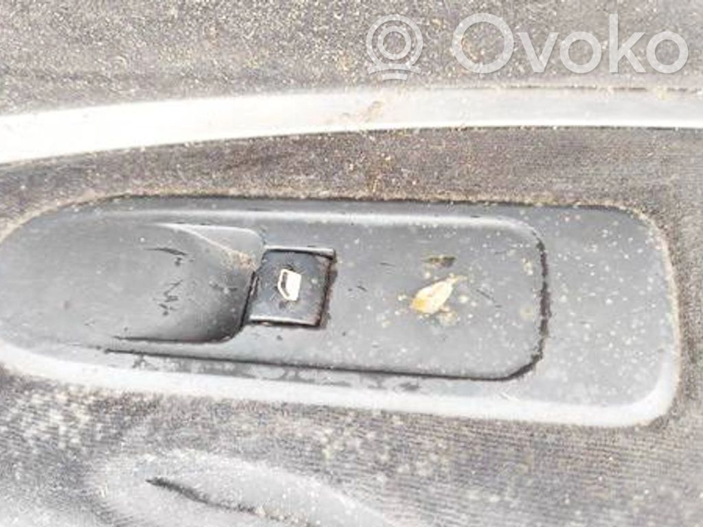 Interruptor del elevalunas eléctrico   96565184XT,53269801,53269801,96565184XT