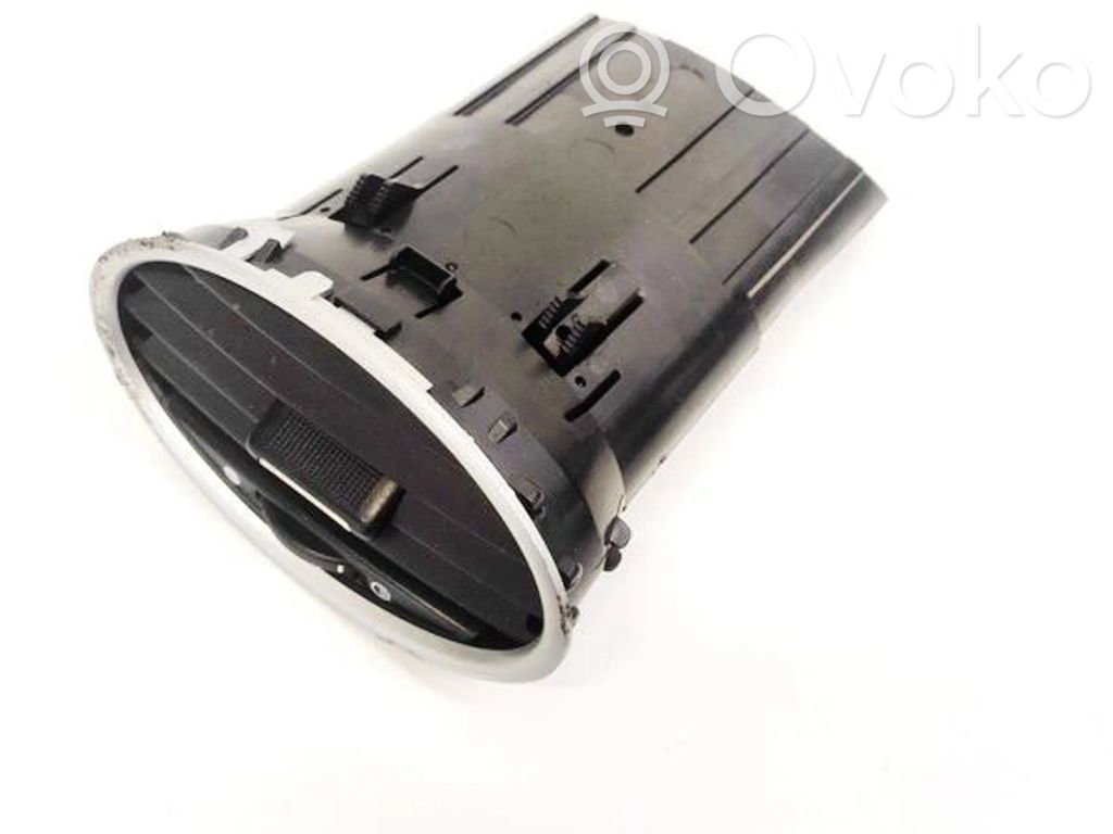 Ford Focus Rejilla de ventilación central del panel 