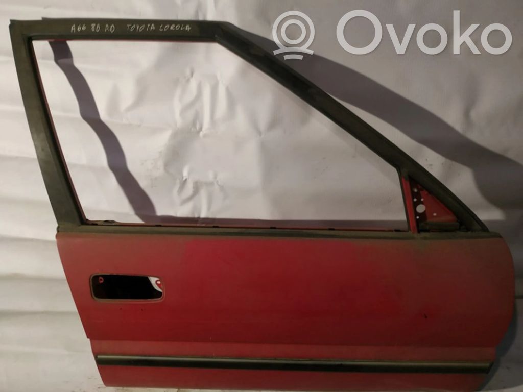 Toyota Corolla E90 Durvis 