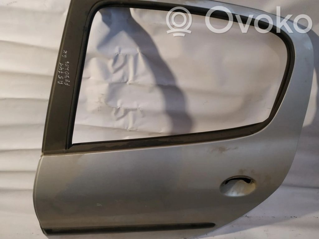 Peugeot 206 Puerta trasera