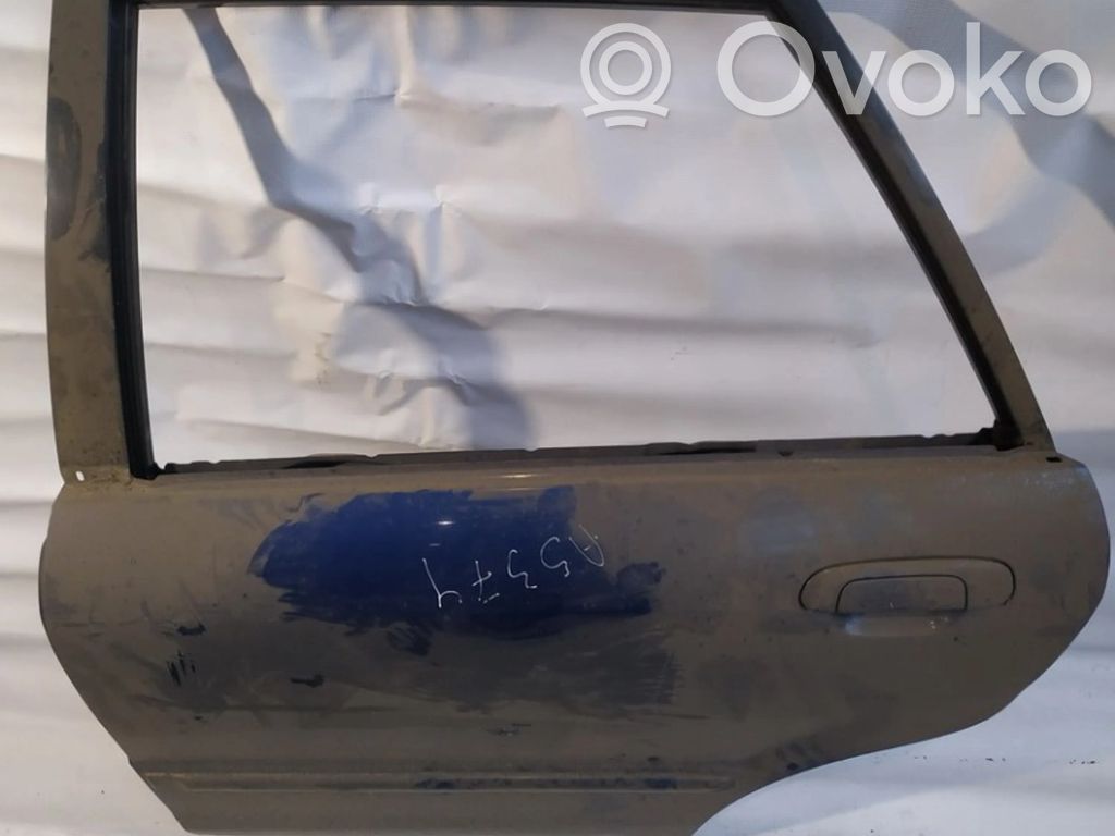Mazda 323 F Portiera posteriore 