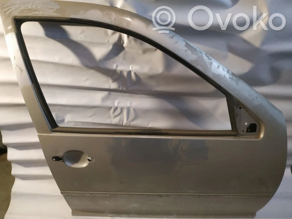Volkswagen Bora Puerta delantera 