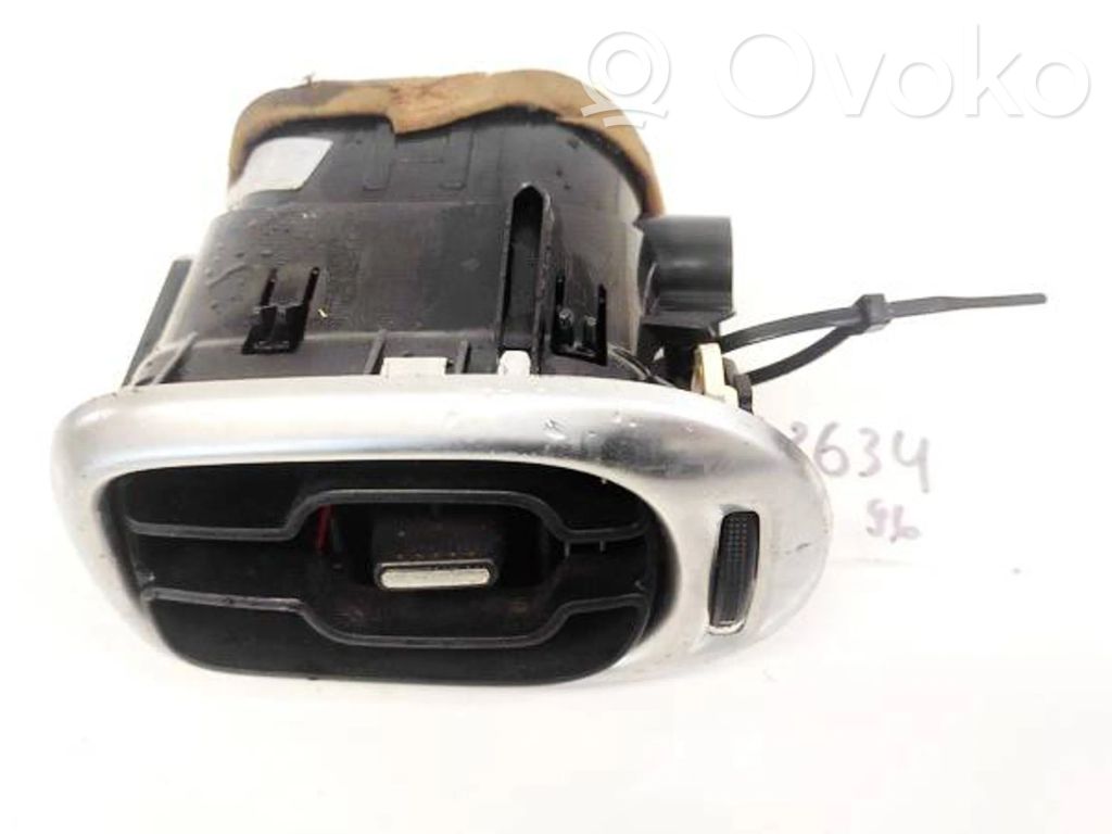 Citroen C3 Picasso Griglia di ventilazione centrale cruscotto
