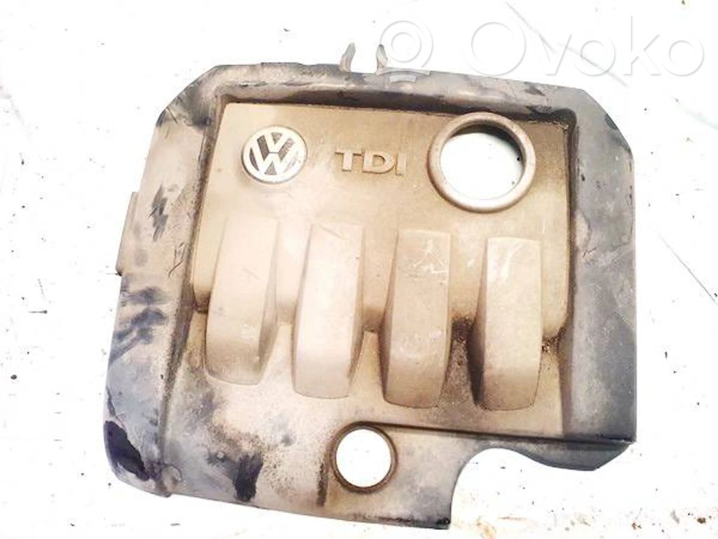 Volkswagen Golf V Couvercle cache moteur