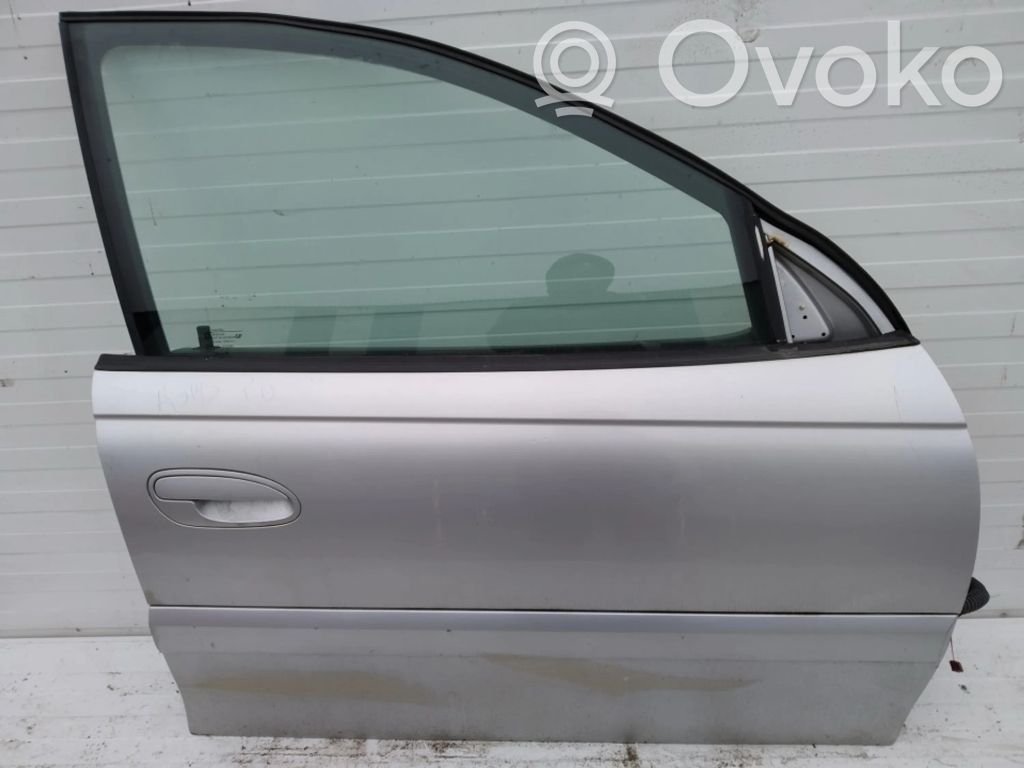 Opel Omega B2 Porte avant 
