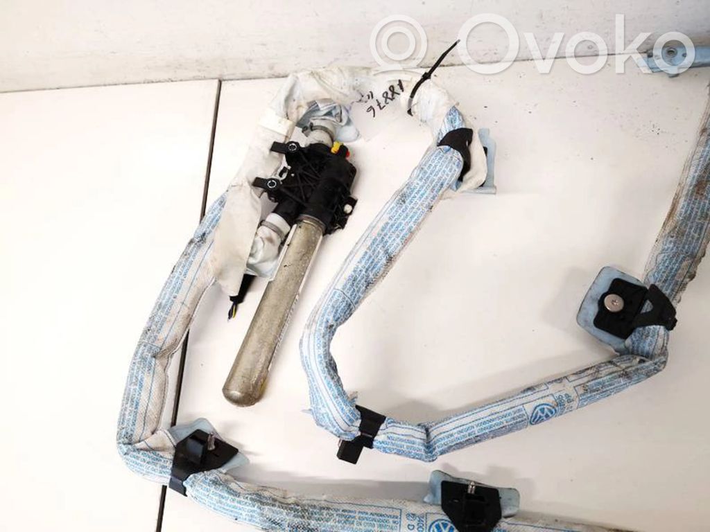 Airbag del techo   3C0880741B,3C0880741B