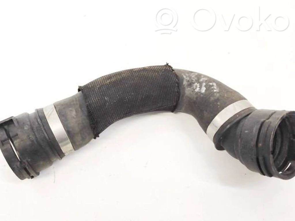 BMW 3 E90 E91 Conductă/furtun lichid de răcire motor 