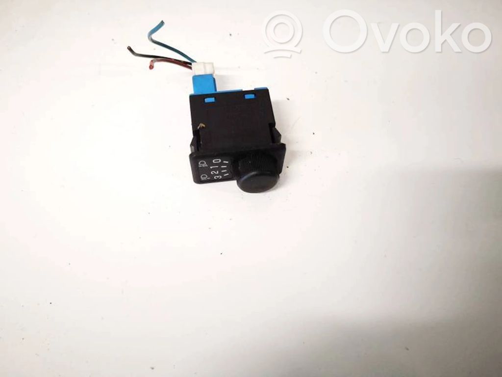 Wing mirror switch