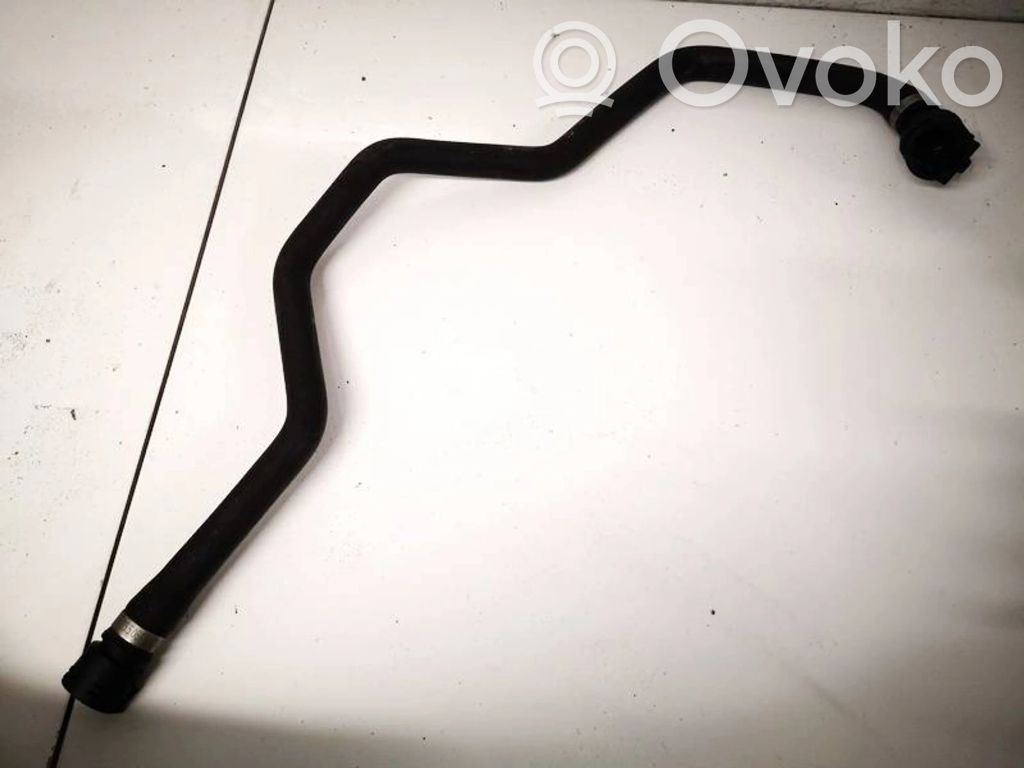 BMW 3 E90 E91 Conductă/furtun lichid de răcire motor 