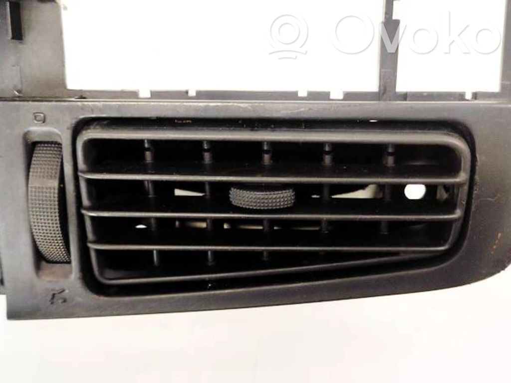 Volkswagen Golf III Grilă ventilație centrală 