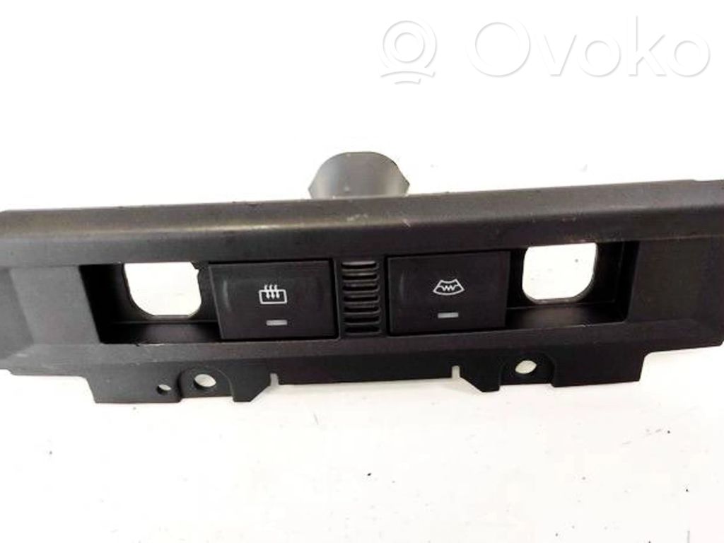 Ford Focus Windscreen/window heater switch 