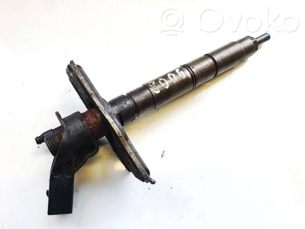 Audi A6 S6 C6 4F Fuel injector 