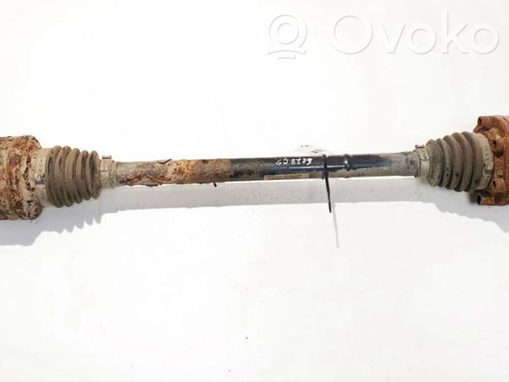 Takavetoakseli   7L8501201,7L8501201