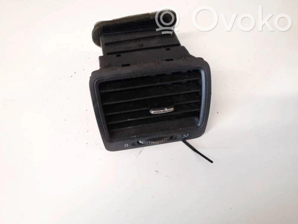 Volkswagen Golf V Grilă ventilație centrală 