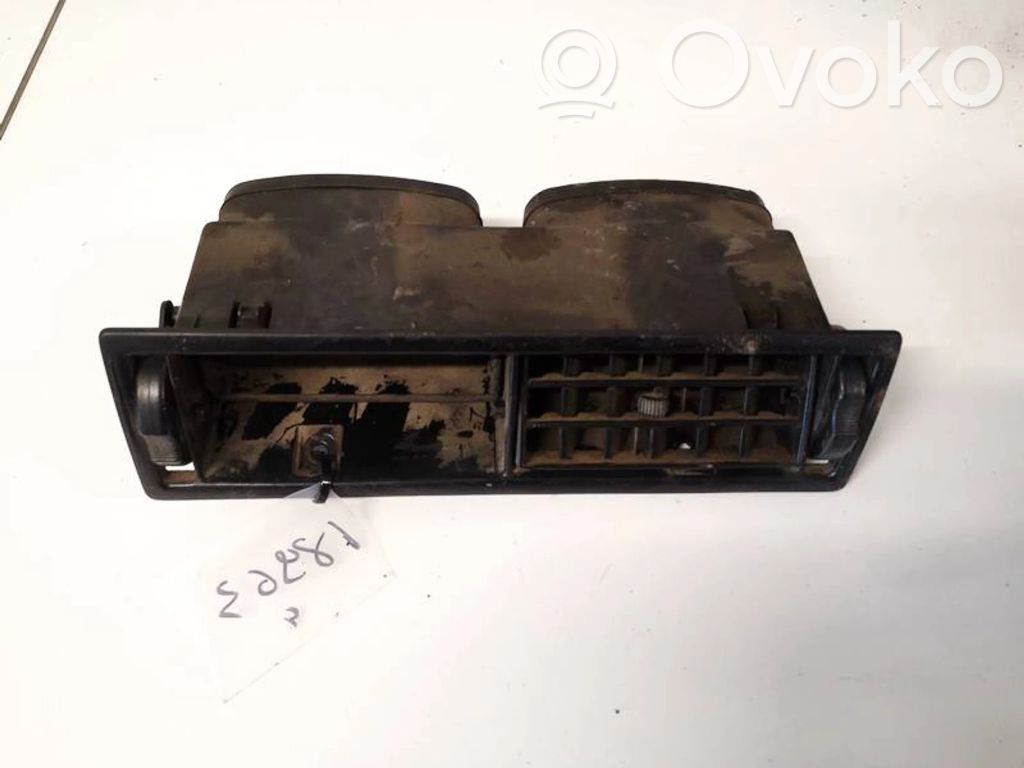 Volkswagen Transporter - Caravelle T4 Griglia di ventilazione centrale cruscotto