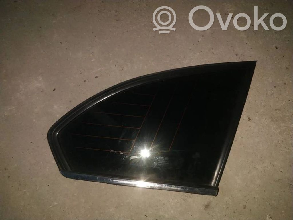 Chevrolet Captiva Geam lateral spate 